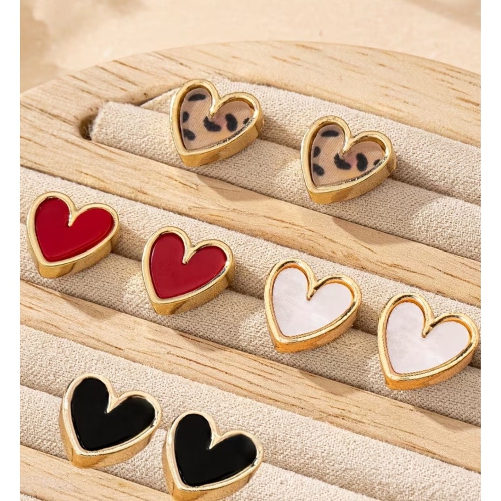4 Pairs Gold Heart Stud Earrings Set Red Black White Leopard Print Dainty Studs